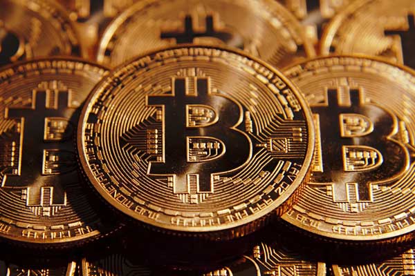 Bitcoin yatırımcılarının isyanı sosyal medyada