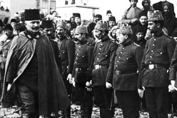 'Fahrettin Paşa, günün birinde ortalığa bu kadar nankörün üşüşeceğini nasıl tahmin edebilirdi?'