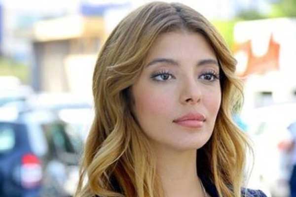 Selin Şekerci kimdir?