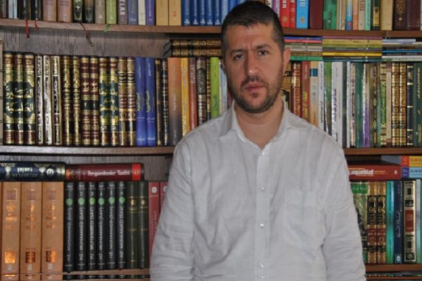Muhammed Emin Yıldırım kimdir?