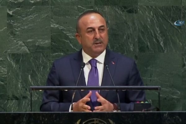 Mevlüt Çavuşoğlu: Güçlü olmak sizin haklı olduğunuzu göstermez