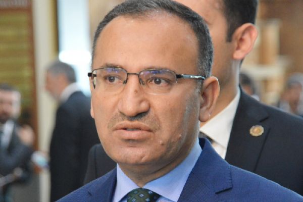 Bekir Bozdağ: ABD yönetiminin kararını yok saydı