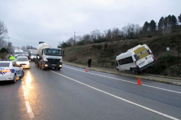 Beykoz'da okul servisi şoförünün tansiyonu düştü, faciadan dönüldü