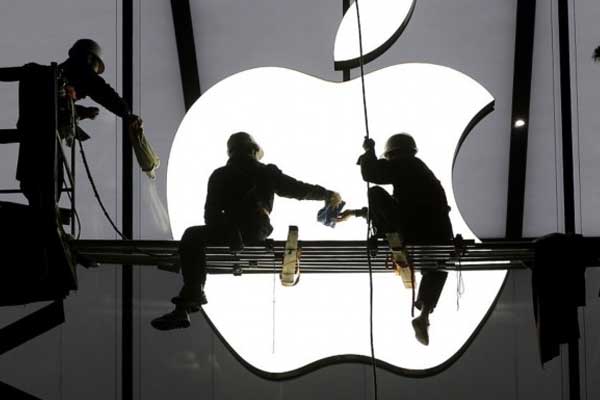 Apple mahkemelik oldu! Eski model telefonlar yavaşlatılıyor