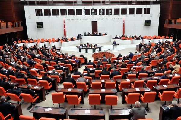 Mecliste 2018 bütçesi kabul edildi