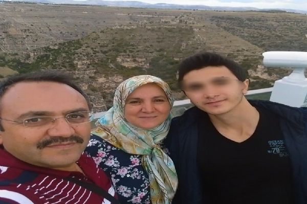 Uşak'ta çilingir kapıyı açtı manzara kan dondurdu