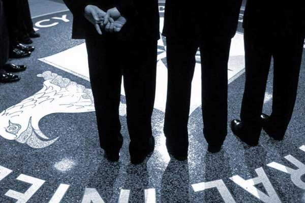 CIA ajanları BAE'yi üs olarak kullanıyor