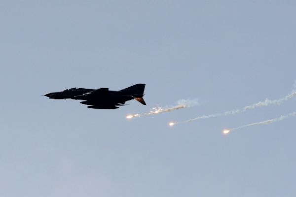 Yemen'de hava saldırısı: 25 kişi öldü, 10 kişi yaralandı