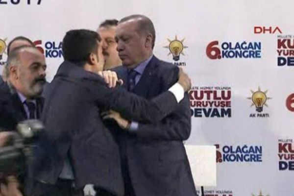 Şırnaklı genç: Tek amacım Cumhurbaşkanımıza sarılmaktı