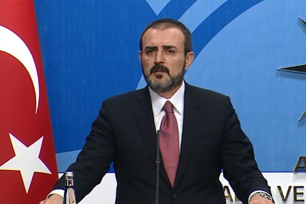 Mahir Ünal, KHK'daki o maddeyle ilgili konuştu