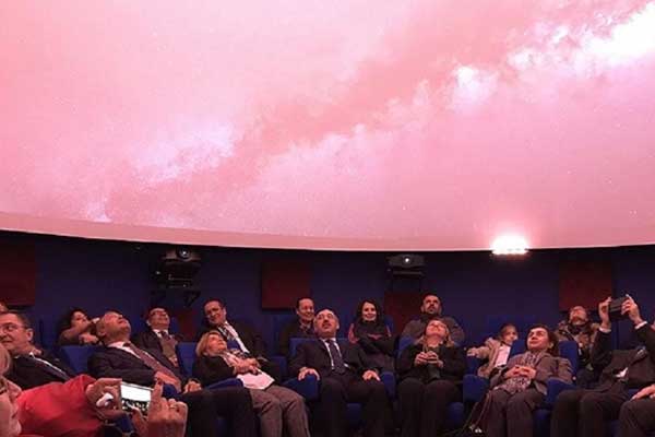 Türkiye'nin ilk 4K çözünürlüklü planetaryumu açıldı