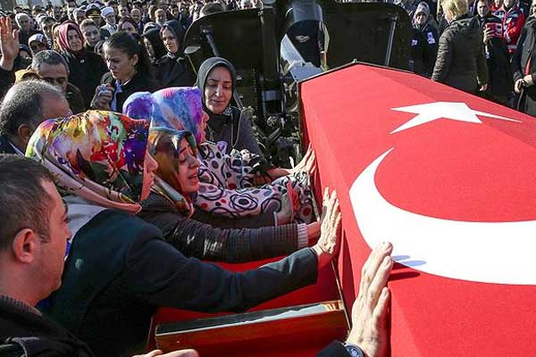 Şehit er Muratoğlu son yolculuğuna uğurlandı