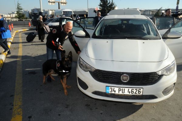 İstanbul'da yılbaşı öncesi 'Kurt Kapanı 13' uygulaması