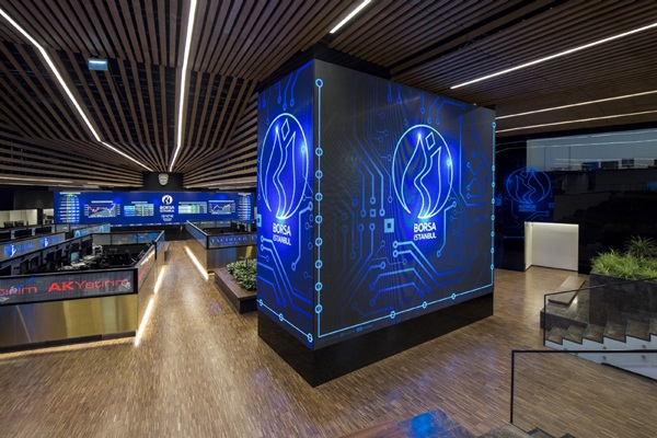 Borsa tüm zamanların rekorunu kırdı