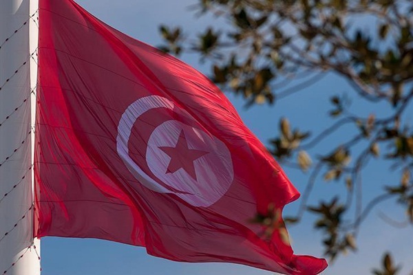 Tunus'un 3. büyük partisinin genel başkanı istifa etti