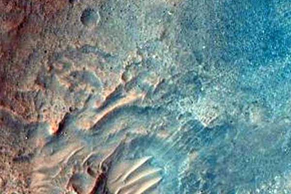 NASA'dan Mars'ta kış fotoğrafları