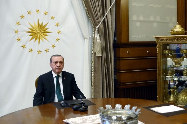 Cumhurbaşkanı Erdoğan 2 üniversiteye rektör atadı