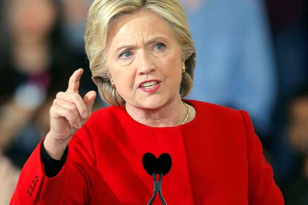 Pornografi soruşturmasından Clinton çıktı