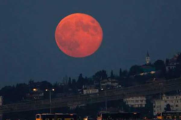 Süper Ay 2018'in ilk gecesi görülecek