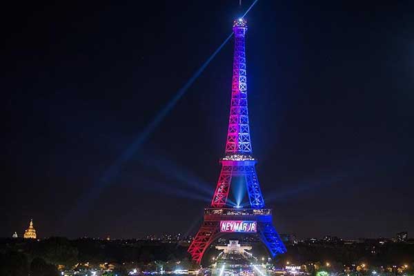 Fransa'da yılbaşı gecesi 140 bin güvenlik görevlisi görev yapacak