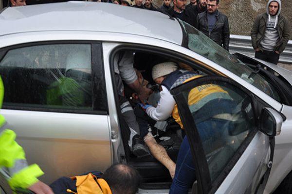 İnegöl'de kaza: 1 kişi öldü, 1 kişi yaralandı