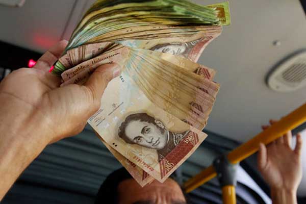 Venezuela'da asgari ücrete zam yapılacak