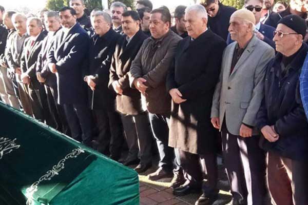 Yıldırım, ilkokul öğretmeninin cenaze törenine katıldı