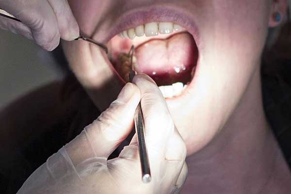 Anne, oğluna açtığı davada 1 milyon dolar tazminat kazandı