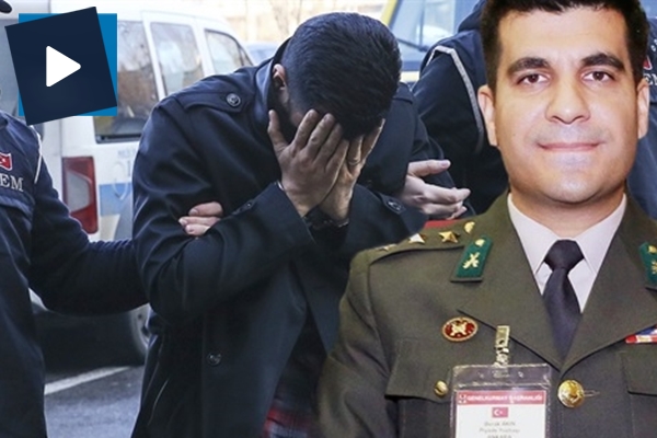 İtirafçı olan FETÖ'cü yüzbaşı adliyeye yüzünü kapatarak geldi