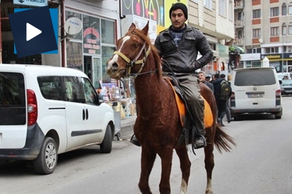 Trafik çilesine atlı çözüm