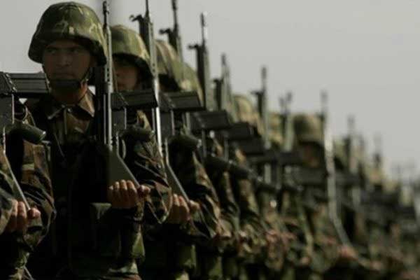 Bakan Canikli: 2 yıllıklara kısa dönem askerlik yalanlandı