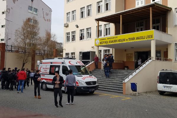 Öğrenci kavgasında 1 kişi yaralandı