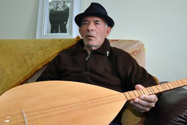 Aşık Veysel'in oğlu defnedildi