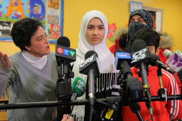 Toronto polisi: 11 yaşındaki kızın başörtüsünü kesilmedi