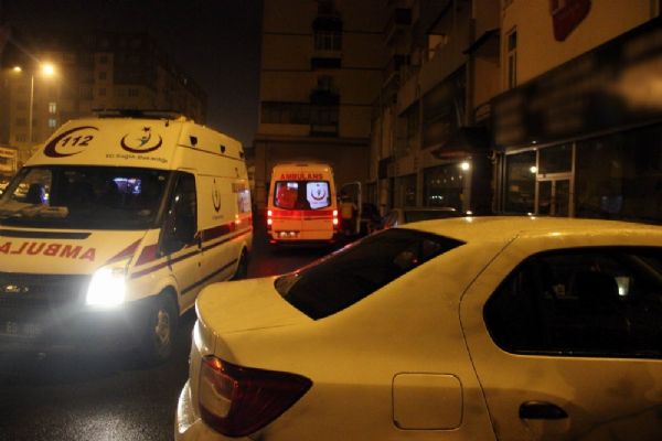 Kayseri'de tartıştığı babasını boğazını keserek öldürdü