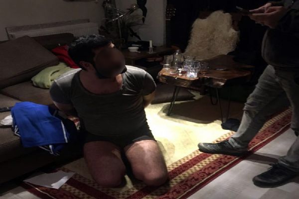 Ankara'da silahlı suç örgütü lideri lüks rezidansta yakalandı