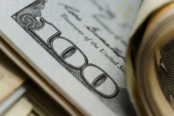 Dolar düşüşe geçti