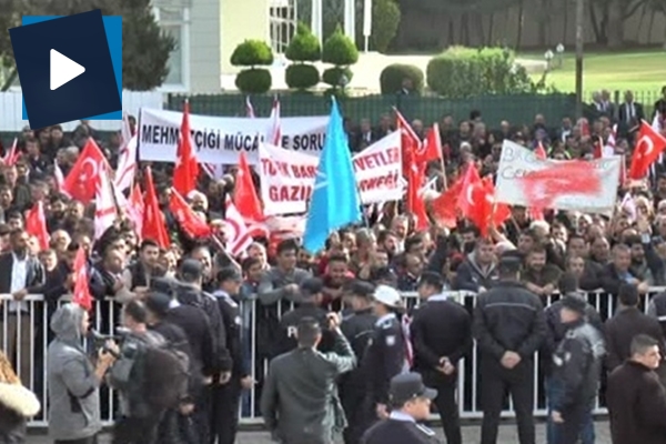 Skandal başlık sonrası gazeteye öfke yağıyor