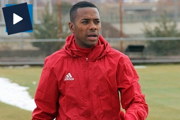 Robinho, ilk antrenmanına çıktı