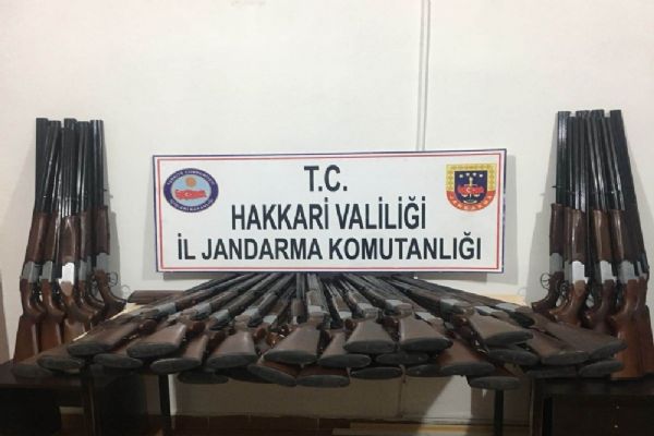 50 adet av tüfeği ele geçirildi