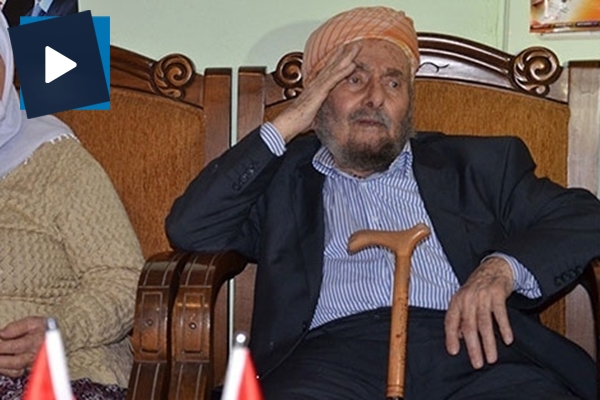 110 yaşındaki emekli korucudan Mehmetçiğe asker selamı