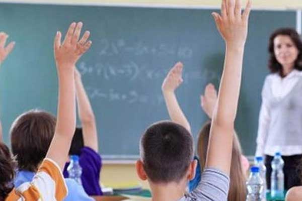 Bakan Yılmaz'dan ek öğretmen ataması müjdesi