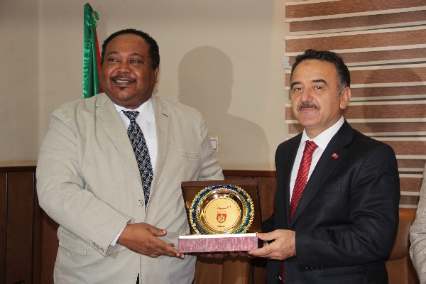 YEE ve Sudan Nileyn Üniversitesi arasında protokol