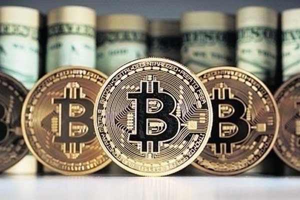 Bitcoin 8 bin doları aştı!