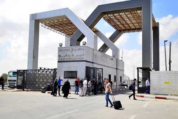 Mısır Refah Sınır Kapısı’nı kapattı