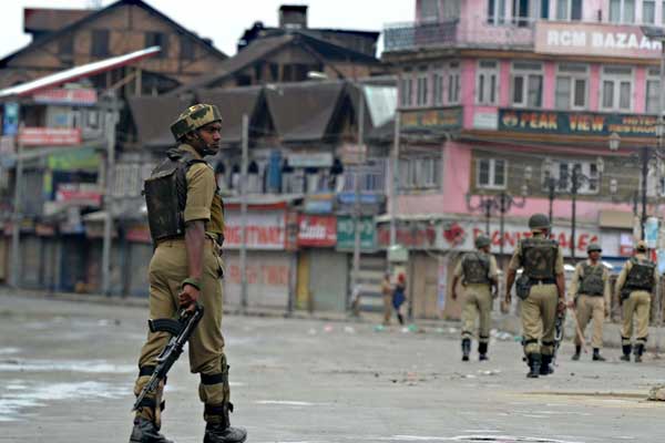 Hindistan'dan Pakistan'a savaş tehdidi