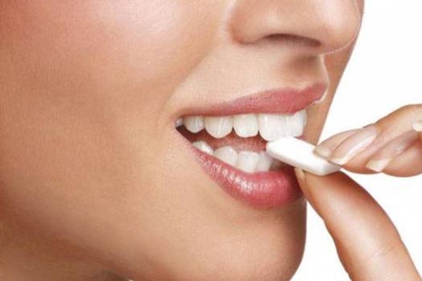 Sakız yutmak zararlı mı?