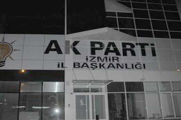 AK Parti İzmir İl Başkanı görevden alındı