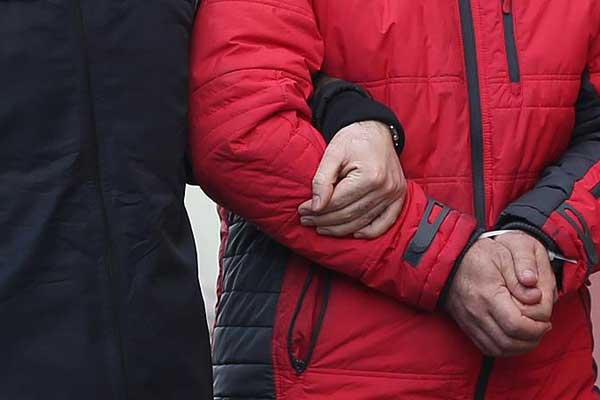 Boydak ailesine FETÖ operasyonu: 6 gözaltı