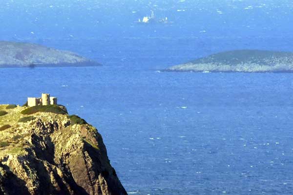 Atina'dan Ankara'ya Ege tehdidi ve tazminat açıklaması